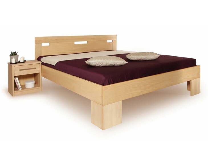 Manželská postel z masivu VAREZZA 6A